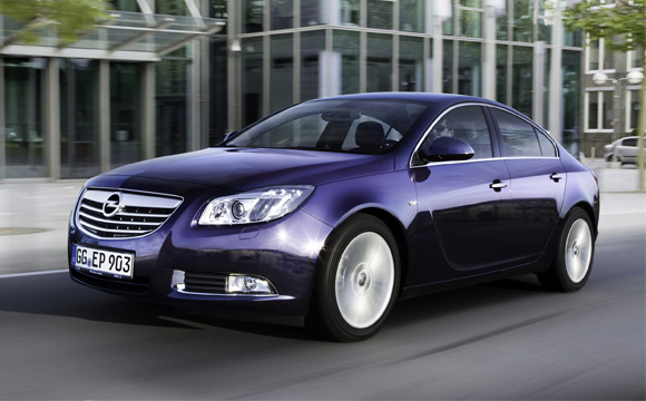 Opel Insignia: Ekskluzivna tehnologija sekvencijalnog bi-turbo motora