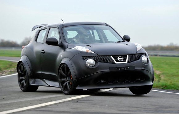 Video: Nissan Juke-R - Shakedown