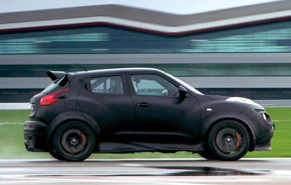 Video: Nissan Juke-R - Shakedown