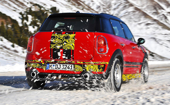 Mini Countryman JCW: Prve zvanične fotografije