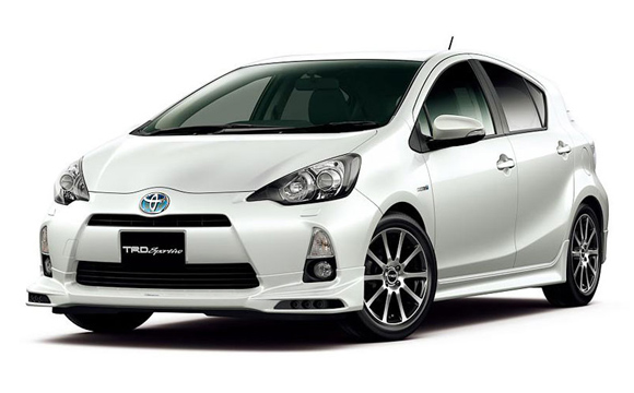 Toyota Aqua/Prius C: Mali Prius predstavljen zvanično