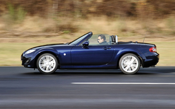 Najpouzdaniji sportski auto? Mazda MX-5! 