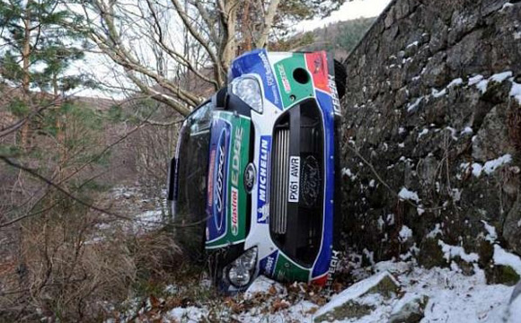 Rallye Monte Carlo 2012 - Posle havarije Latvale, vodi Loeb