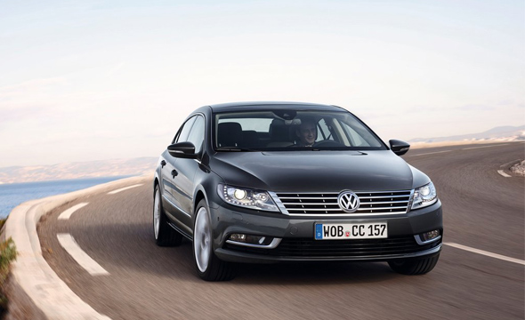 Video: Volkswagen CC (2012) na ulicama Nice