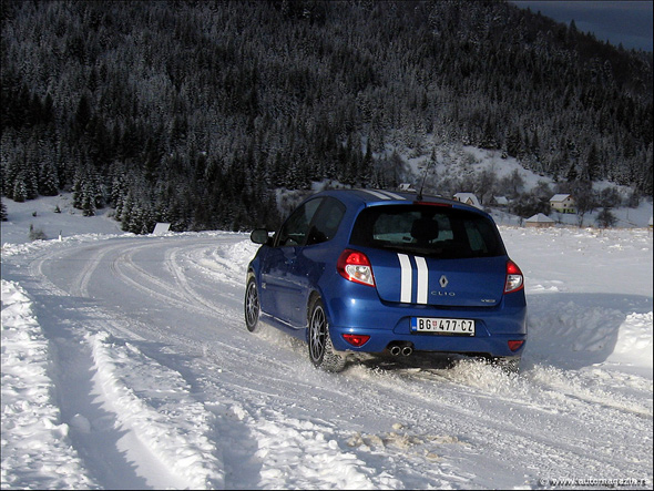 Test: Renault Clio Gordini GT 1.6 16v - Zimske radosti