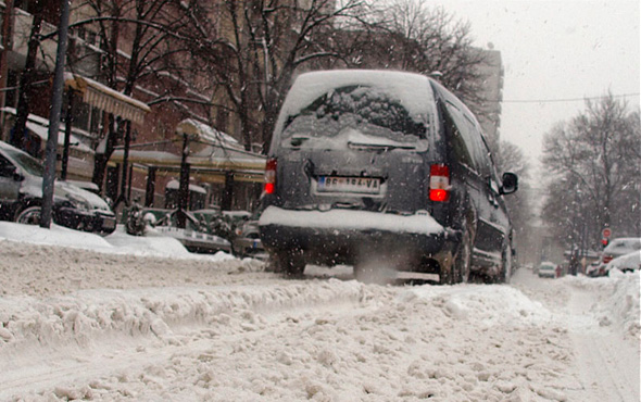 Poledica otežava saobraćaj - Izveštaj zimske službe Srbijaputa