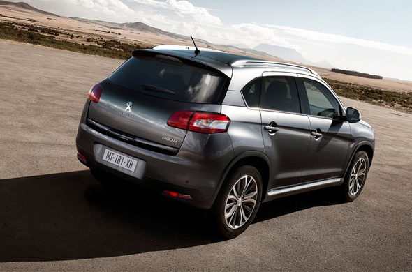 Peugeot 4008: Prve fotografije i informacije