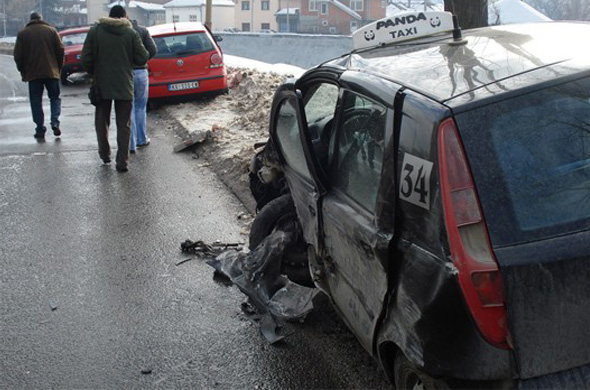 Kamionom u Kragujevcu izazvao pet udesa za nepun sat