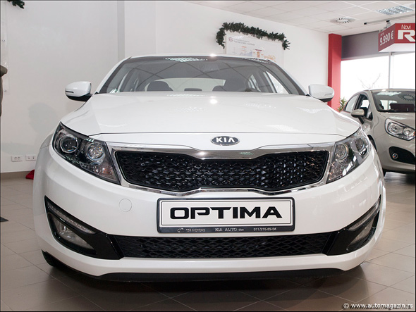 Kia Optima i Kia Rio Sport Sedan stigli u Srbiju, cene poznate + FOTO