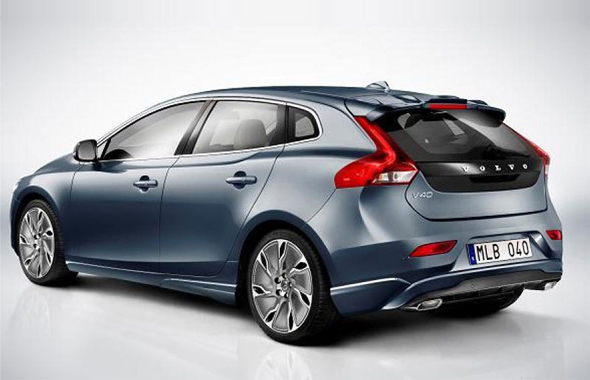 Volvo V40: Prve (ne)zvanične fotografije