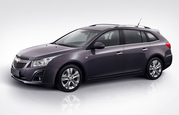 Video: Chevrolet Cruze karavan