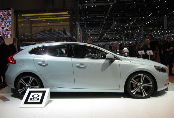 Ženeva 2012 - Volvo V40 više nije karavan