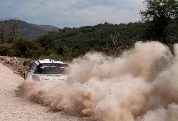 Rally Mexico 2012 - Citroën kolo vodi