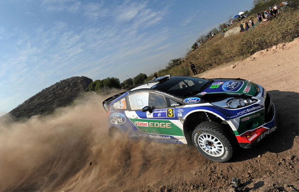 Rally Mexico 2012 - Loeb vodi, Neuville u problemima