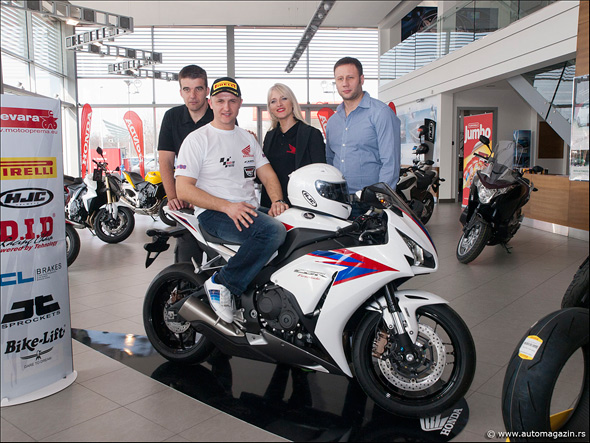 Novi Honda CBR 1000RR uručen Željku Staničiću