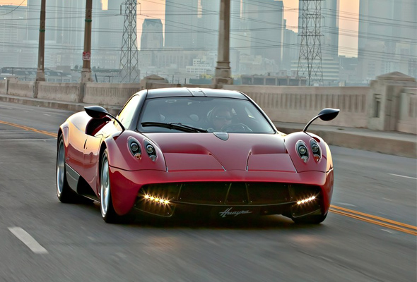 Video: Pagani Huayra - Kako se rađa supersportista?