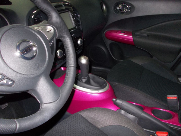 Nissan-LF Auto Centar: Nissanovo pink iznenađenje