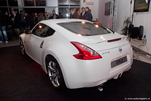 Nissan 370Z predstavljen u Nissan LF Auto Centru