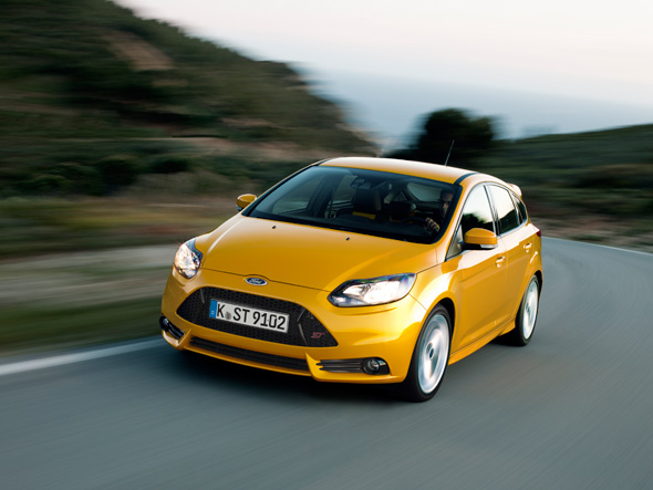 Novi Ford Focus ST ističe performanse, upravljivost, uglađenost, stil