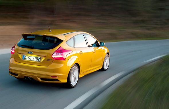 Novi Ford Focus ST ističe performanse, upravljivost, uglađenost, stil