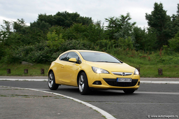 Testirali smo: Opel Astra GTC Sport 1.6 Turbo