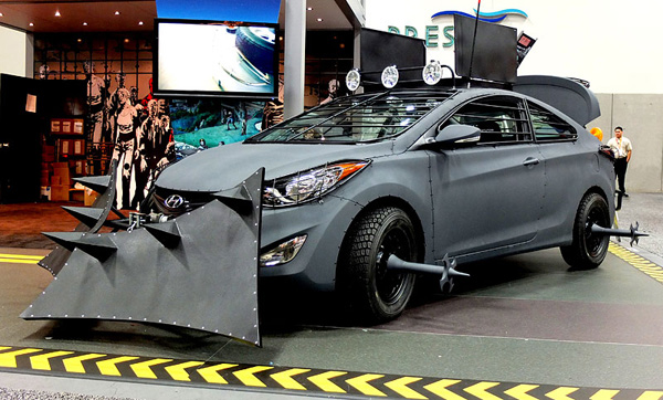 Hyundai Elantra Coupe kao Zombie Survival Machine