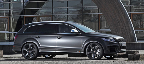 Fostla Audi Q7 V12 TDI - Dizelska raketa iz tame