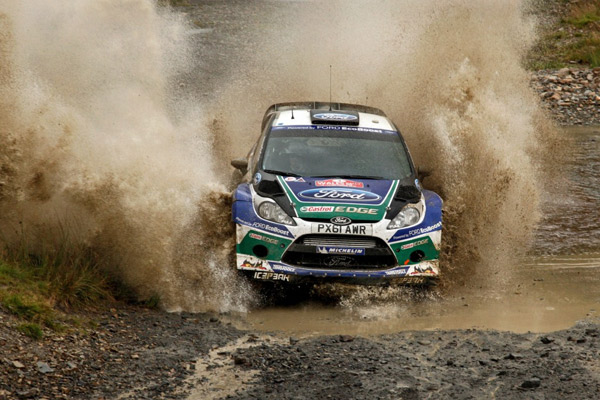 WRC - U Walesu najbolje startovao Ford