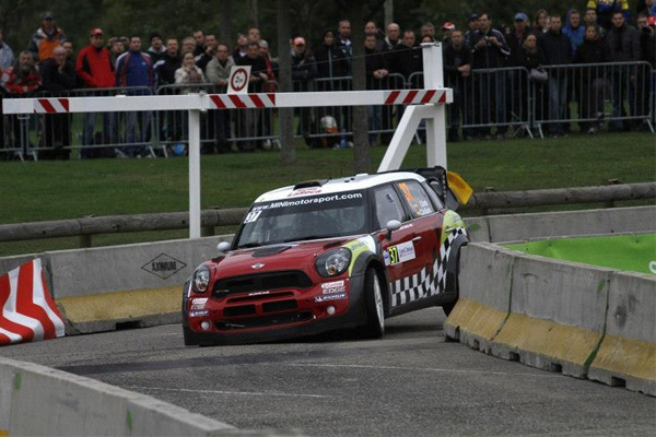 Rallye de France - Loeb vodi, razbuktala se borba za 3. mesto