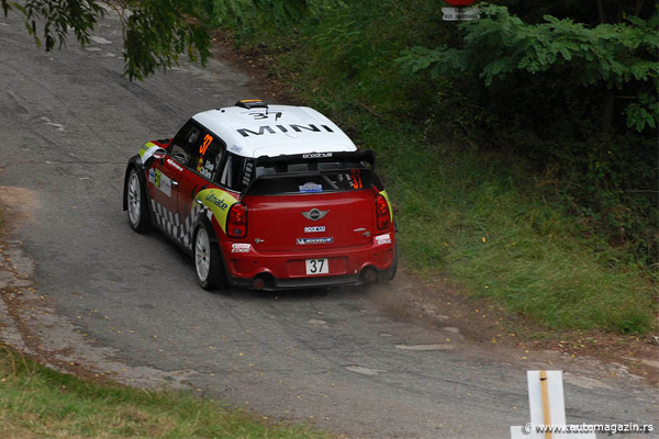 Rallye de France 2012 - Loeb kontroliše reli