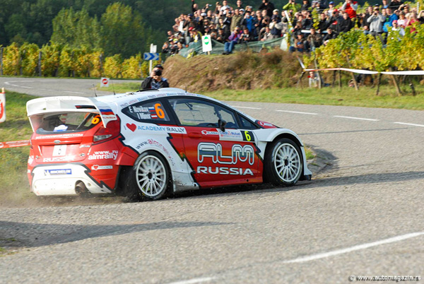 Rallye de France 2012 - Loeb kontroliše reli