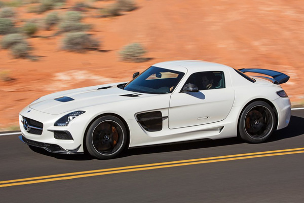 Mercedes-Benz SLS AMG Black Series: Prve fotografije i info