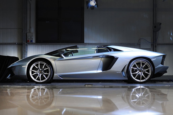 Lamborghini Aventador LP 700-4 Roadster - Prve fotografije i info