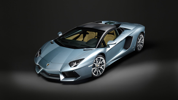 Lamborghini Aventador LP 700-4 Roadster - Prve fotografije i info