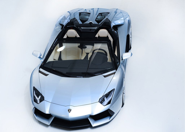 Lamborghini Aventador LP 700-4 Roadster - Prve fotografije i info