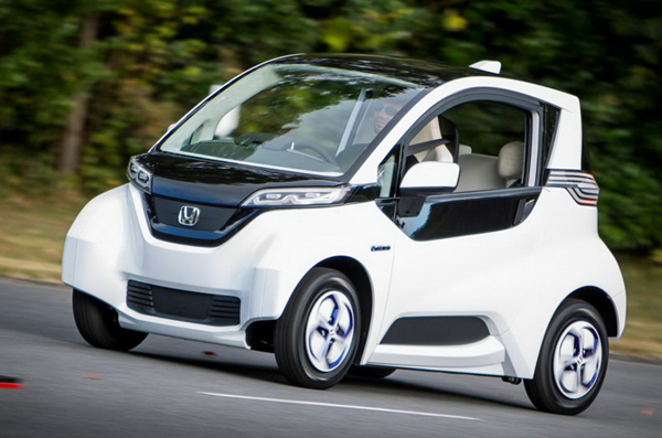 Honda Micro Commuter: Predstavljen novi serijski elektromobil