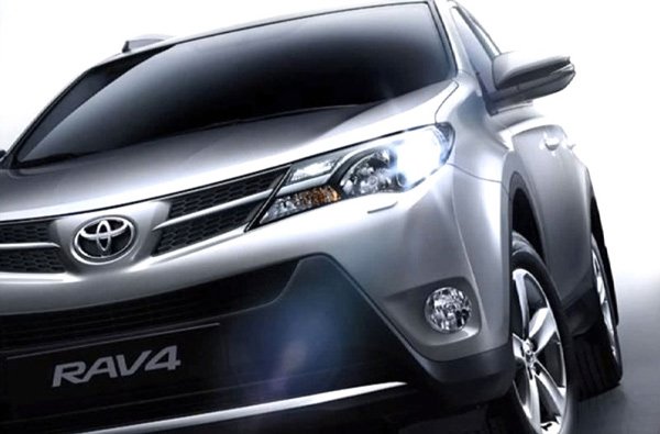 Potpuno novi Toyota RAV4 na prvim nezvaničnim fotografijama