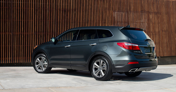 Hyundai Santa Fe: Verzija sa sedam sedišta je 21 cm duža
