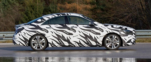 Mercedes-Benz CLA: špijunske fotografije
