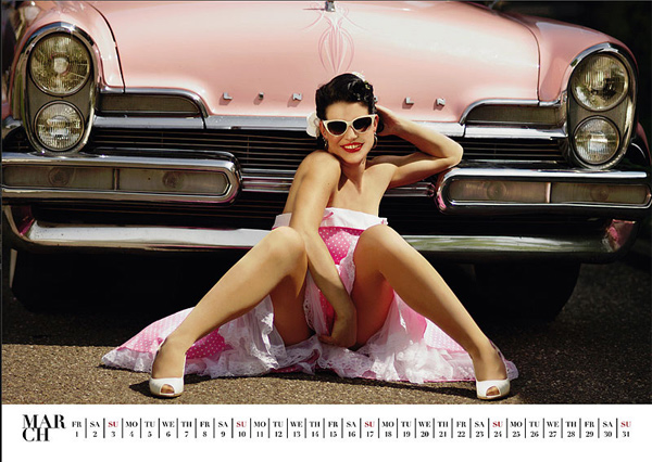 US Cars & Girls: Kalendar za 2013. godinu