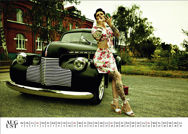 US Cars & Girls: Kalendar za 2013. godinu