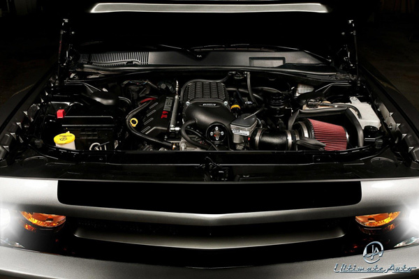 Dodge Challenger Widebody sa pneumaticima 405/25 R24