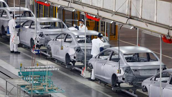 Kina će ove godine prestići Evropu u proizvodnji automobila
