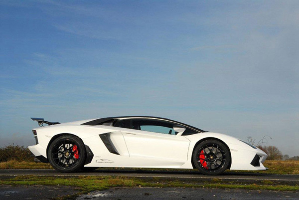 Lamborghini Aventador LP760-4 Dragon Edition