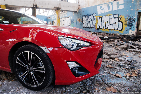 Test: Toyota GT86 - Koga je briga za konjske snage!