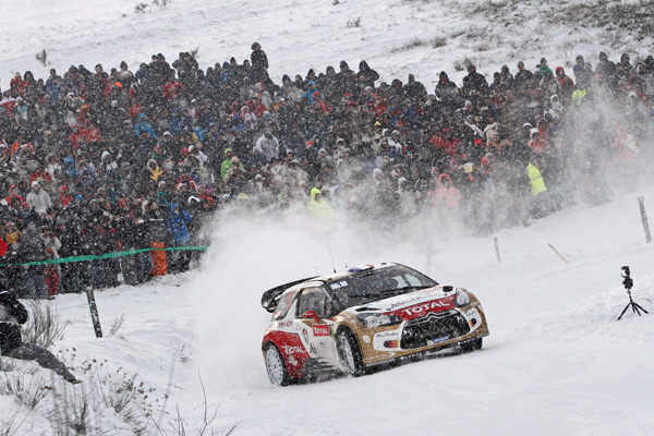 Rally Monte Carlo 2013 - Loeb kontroliše reli