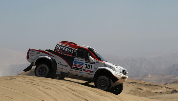 Toyotini vozači drugi na Dakar reliju 