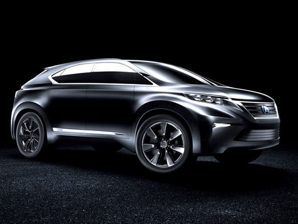 Lexus NX: Mali SUV stiže na jesen