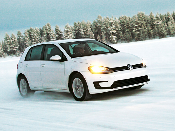 Električni VW E-Golf stiže sledeće godine