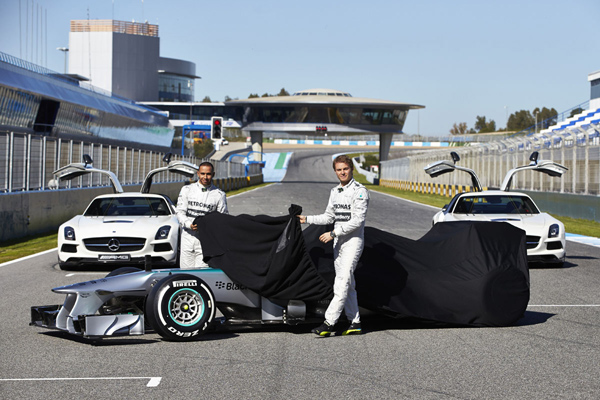 F1 - Mercedes predstavio W04 i najavio početak druge ere